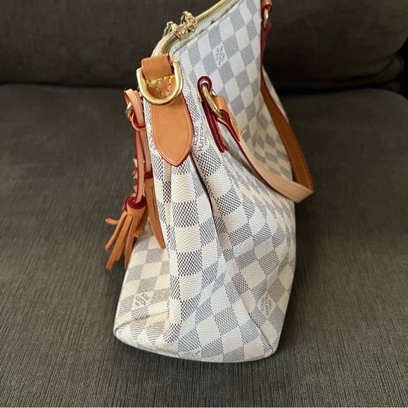 Checkered Designer Tote Bag - Picture 3 of 14